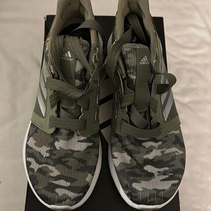 Adidas running course edge lux 3 Camo